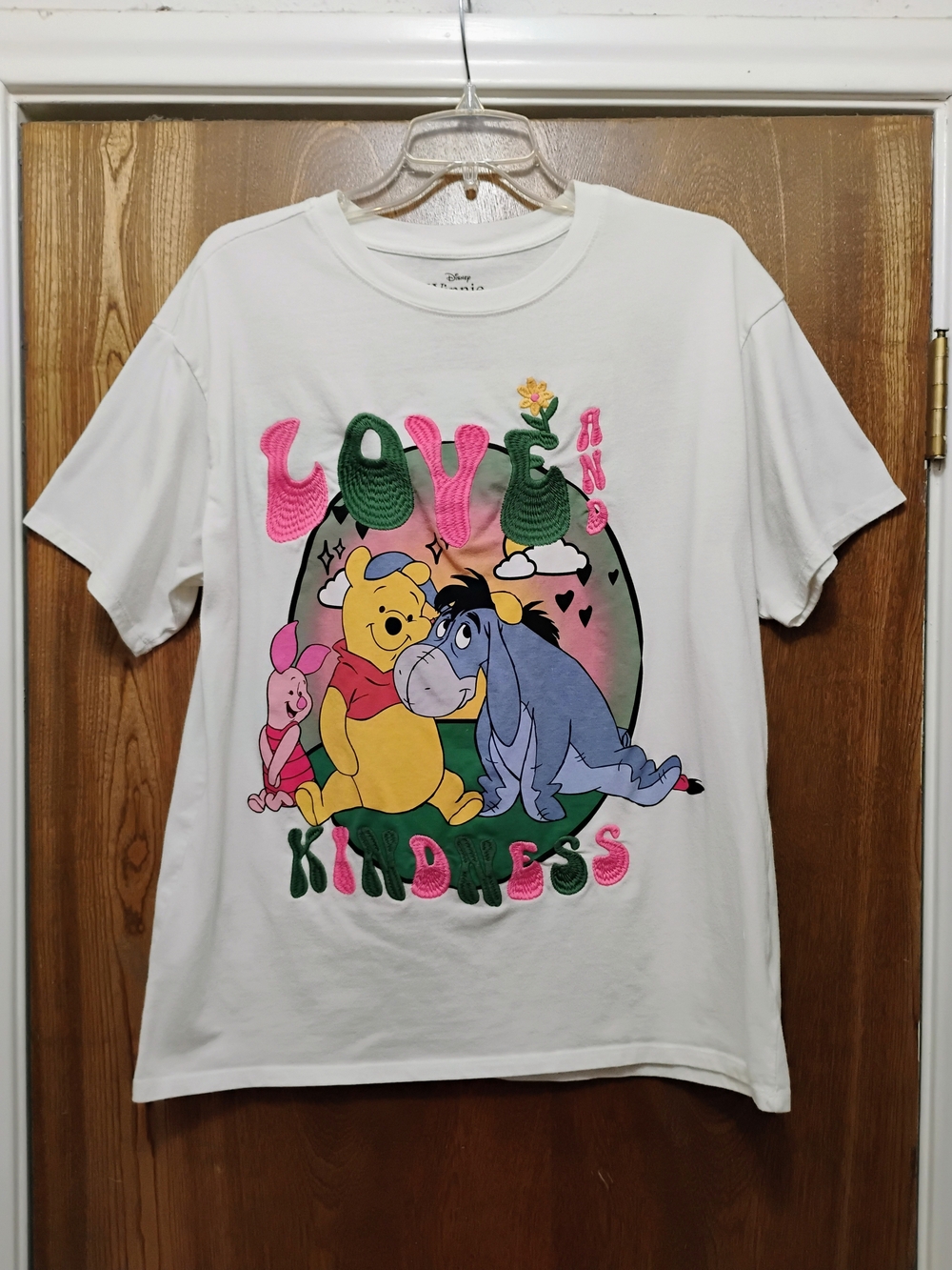 Ladies Disney Embroidered Love And Kindness Winnie The Pooh Shirt. Size Large